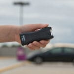 1.6000 uC MINI STUN GUN W/HOLSTER  BLACK